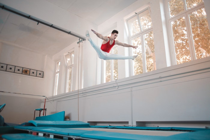 Trampolin træningsrutine – Tilføjelse af musik til at hjælpe med motivation
